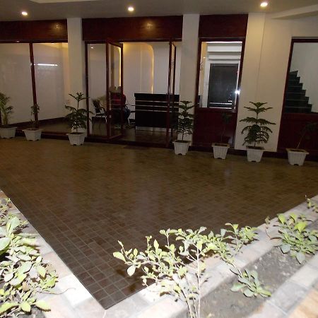 Nutan Hotel Balrāmpur Zewnętrze zdjęcie